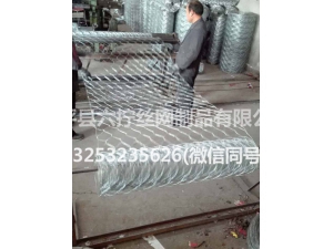 镀锌拧花网 (4)